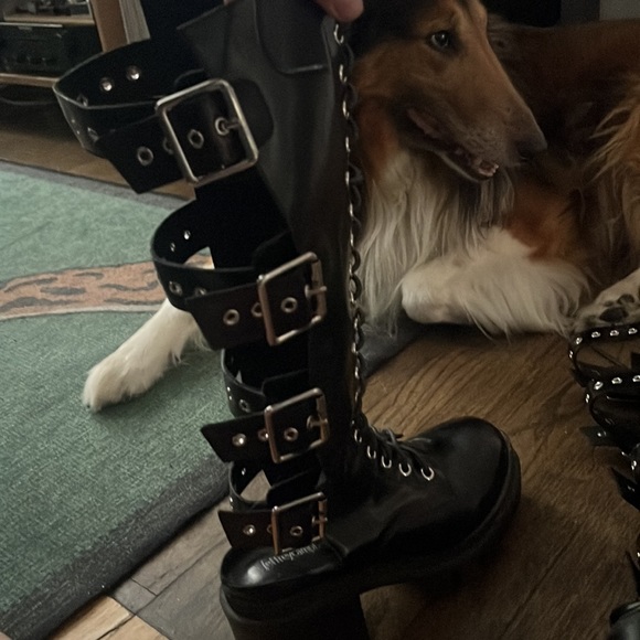 Jeffrey Campbell boots - Picture 4 of 7